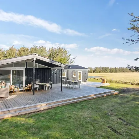 Tuukka - 350m From The Sea By Interhome