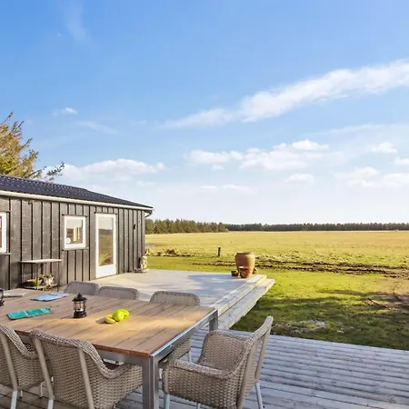 Tuukka - 350m From The Sea By Interhome