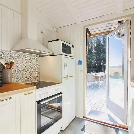 Feriehus Tuukka - 350m From The Sea By Interhome *